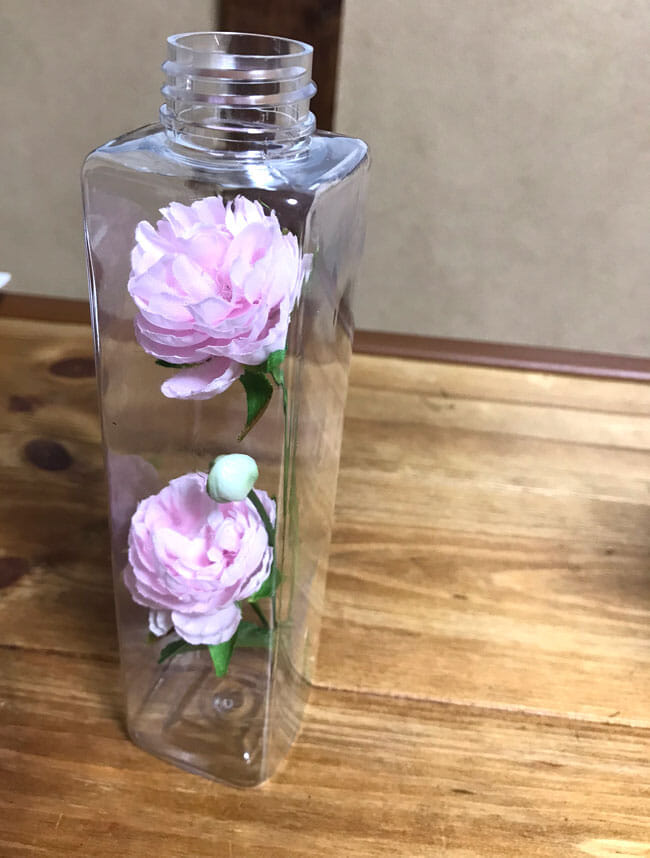 セリアのハーバリウム