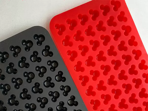 ミッキーが可愛いすぎる ダイソー ミッキーシリコンモールド ママズハッカー Mama S Hacker